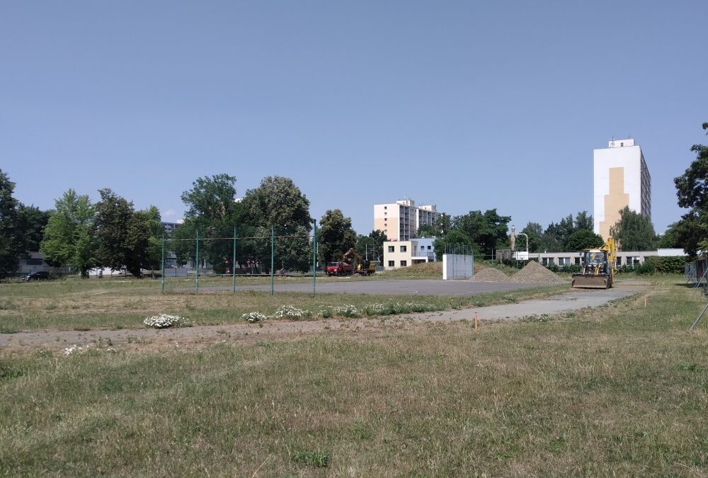 Rekonstrukce hřiště ZŠ npor. Eliáše, Pardubice